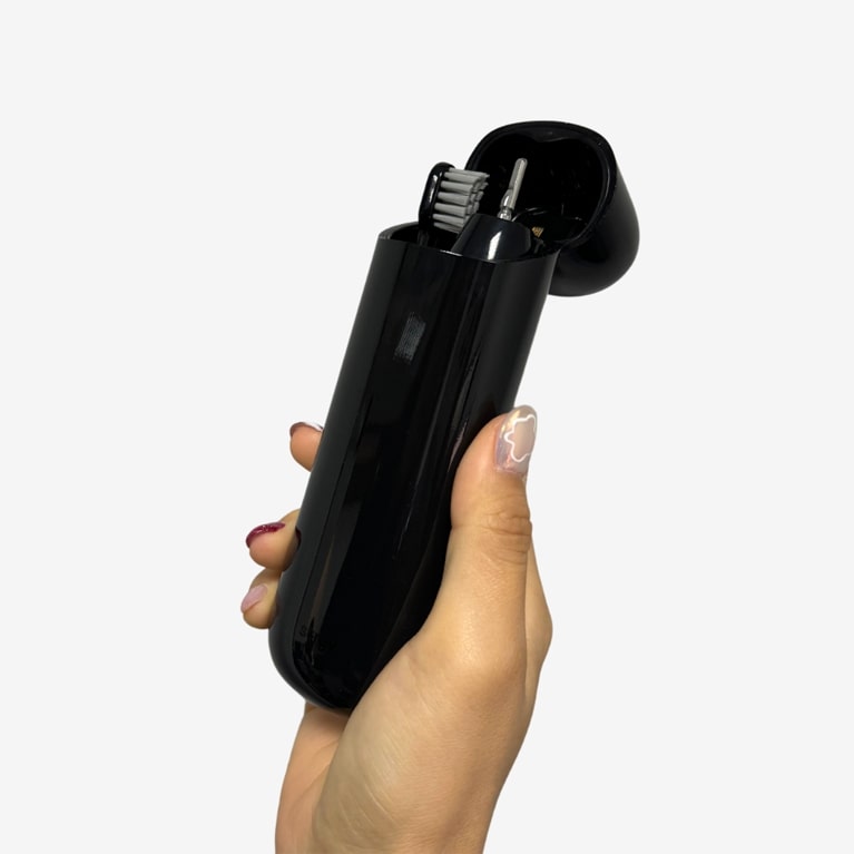 stryv PocketSmile + Free 1 brush head refills pack